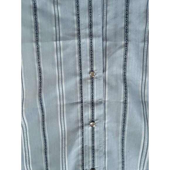 Men's Wrangler Western Pearl Snap Button Down Size Large Shirt, NWT, Blue - Picture 2 of 10